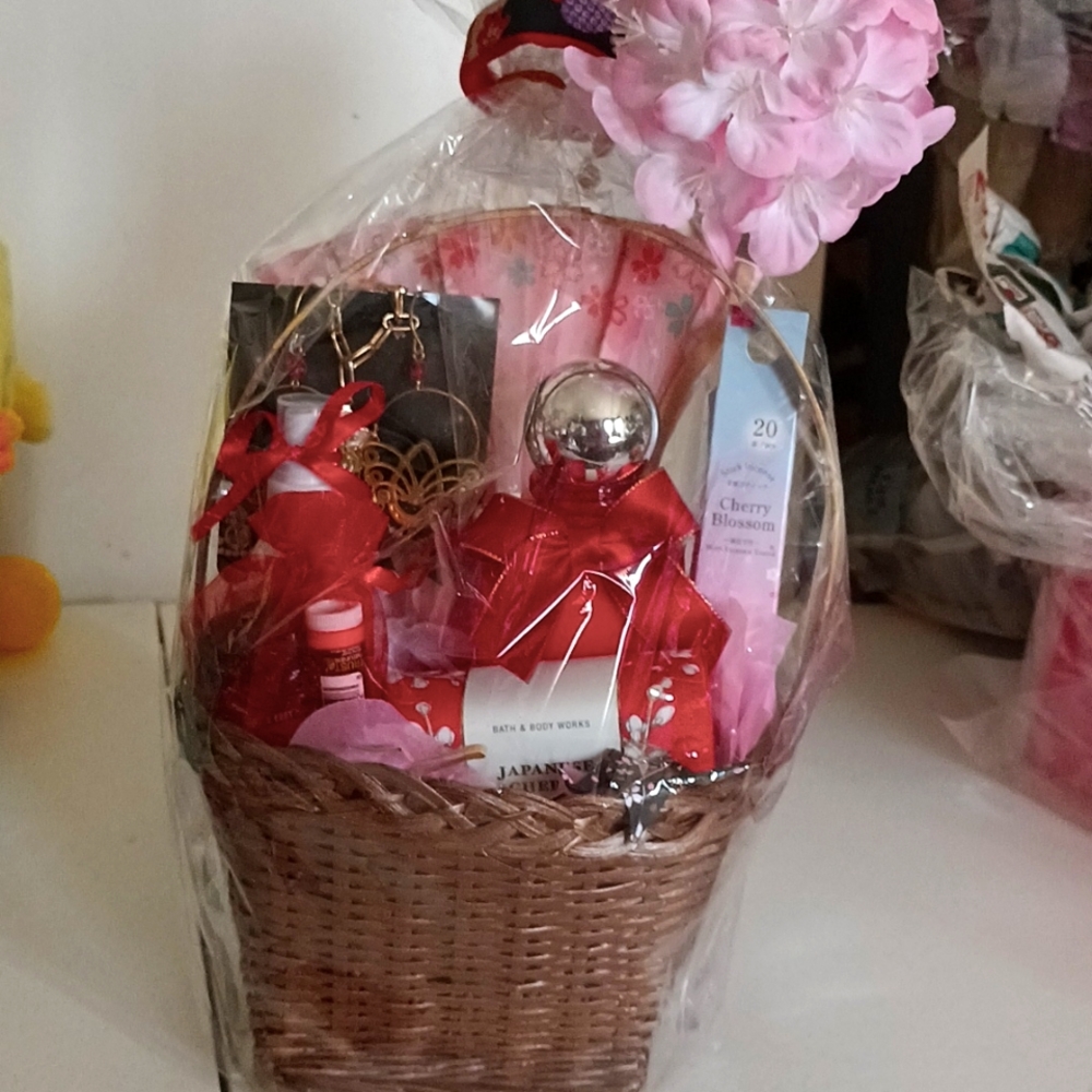Bath and Body Works Japanese Cherry Blossom